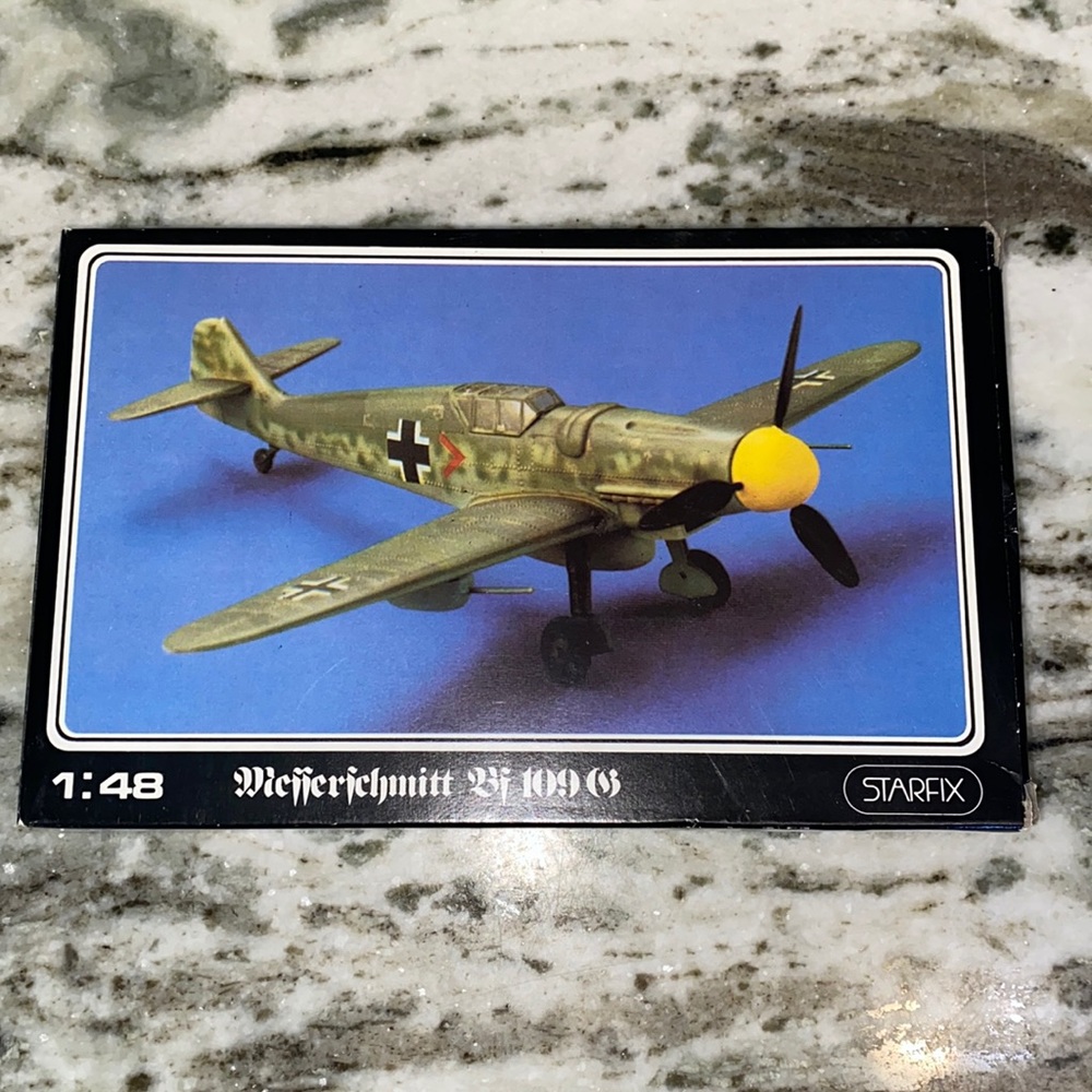 New in package vintage starfix 1:48 model airplane